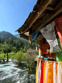Jiuzhaigou Wonders: Beautiful Nature’s Masterpiece in Sichuan