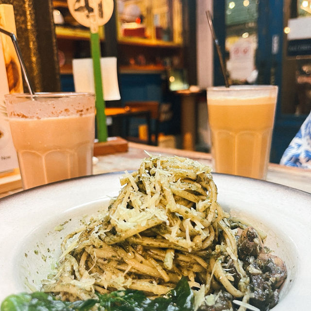 ร้านกาแฟในซอยเล็กๆ Giyanti Coffee Roastery