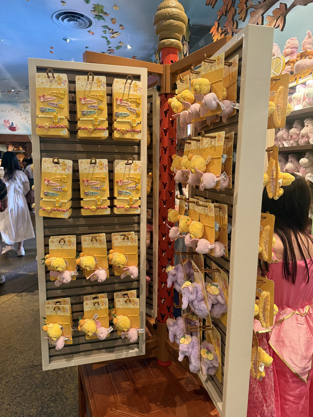 Pooh Corner Toy & Gift – Hong Kong Disneyland