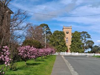 탑스매니아의 리치몬드 동화 같은 마을로 들어가기