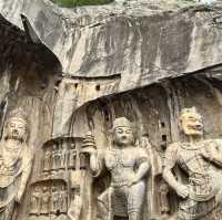 🪨 Longmen Grottoes — A Thousand Buddhas by the River