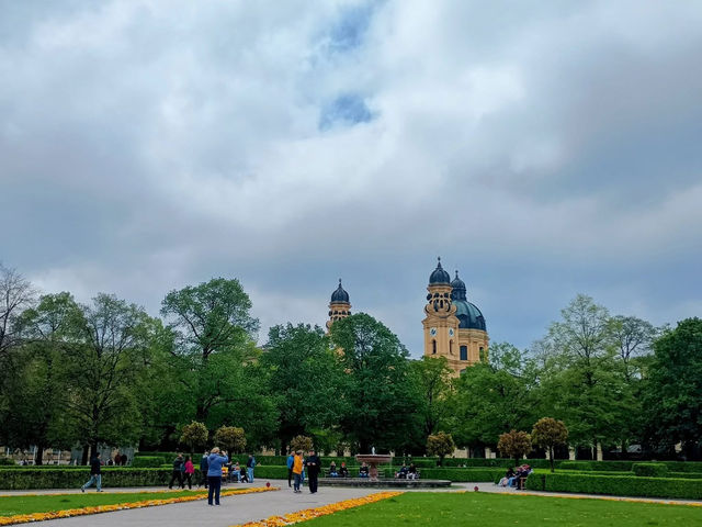 王宮花園（Hofgarten）
