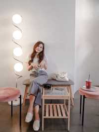 Repeat Cafe(リピート) คาเฟ่ลำปาง