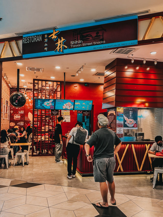 A Chill Urban Hangout — Starling Mall