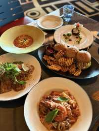 Where to Eat in Universal Studios Beijing? — Hammond’s Restaurant (Jurassic Park Area)