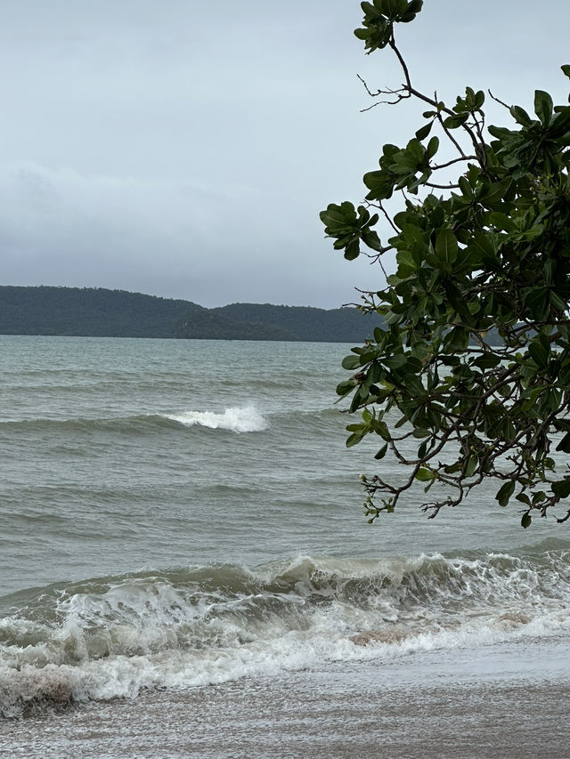 ชวนเที่ยว: หาดอ่าวนาง (Ao Nang Beach) ชวนเที่ยว: หาดอ่าวนาง (Ao Nang Beach)