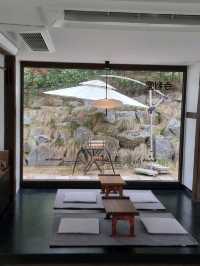 고즈넉한 분위기에, 카페 사리당