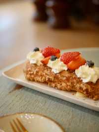 คาเฟ่ Pet friendly หัวหิน ขนมเครื่องดื่มอร่อย 📚🕰️