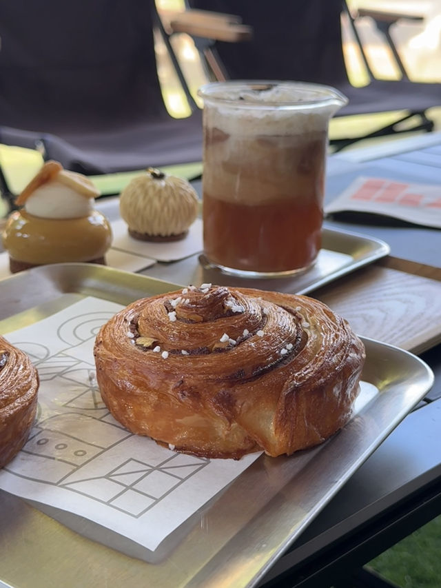 南投旅遊目前最熱門的打卡景點！走過日月潭、路過日月潭都不要錯過［Feeling18LAB烘焙所］