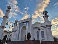 The Central Mosque of Almaty - Relaxed mosque!
