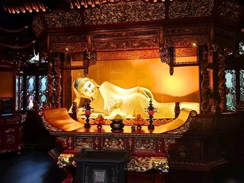 วัดพระหยก (Jade Buddha Temple) วัดพระหยก (Jade Buddha Temple)