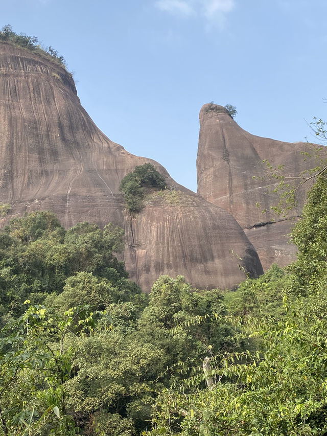 世界級的地質公園-丹霞山,想不到這麼容易就能到達 世界級的地質公園-丹霞山,想不到這麼容易就能到達