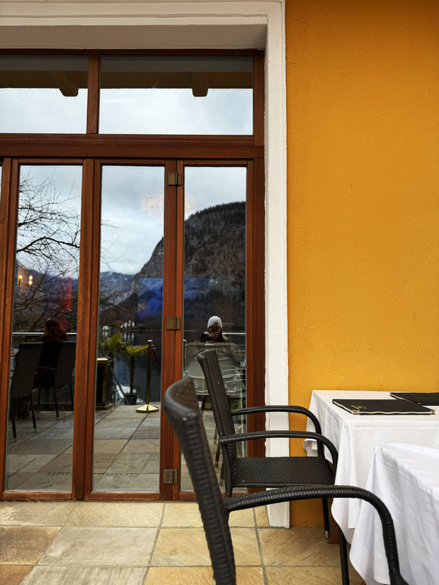 Lakeside Dining🍽️  