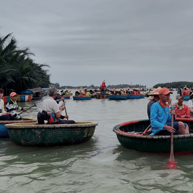 Hoi An: Lanterns, Ancient Streets & Coastal Eats – Your Wholesome Family Weekend 🏮🍜🌴 Hoi An: Lanterns, Ancient Streets & Coastal Eats – Your Wholesome Family Weekend 🏮🍜🌴