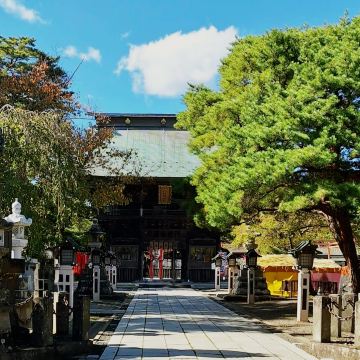 なぜ「竹驹」という名前なのでしょう？実は馬に関係があるんです！神社の中には「馬の博物館」もあるんですよ！😲