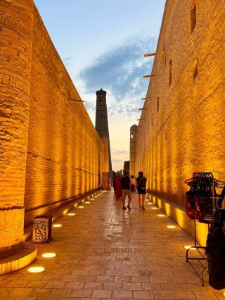 🕌💙 Khiva – Uzbekistan’s Timeless Silk Road Treasure 💙🕌