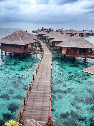 Ilusi Mabul: Saat Kenyataan Melampaui Editan Foto ￼。