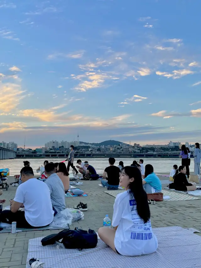 낭만 가득 반포한강공원 나들이 어때?🌈