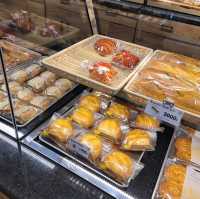 여행가는달 몽골 울란바토르의 오래된 빵집 Jur Ur House & Bakery