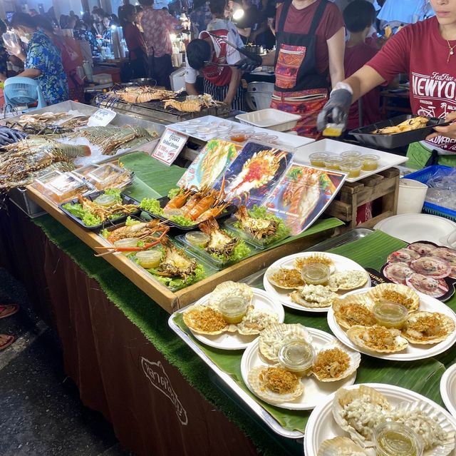 Sunday Walking Market in Phuket, Thailand🇹🇭