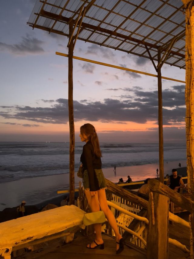 멋진 오션뷰에🌊 노을은🌅 덤! 낮과 밤까지 아름다운 바다보고 힐링하기 발리 라브리사