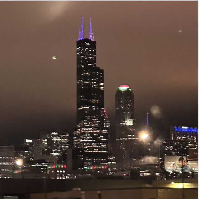 Driving into city to Hilton Chicago for MWDental convention at McCormick pl.