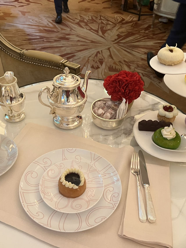 Paris: The Eternal City of Love, Art, and Endless Inspiration