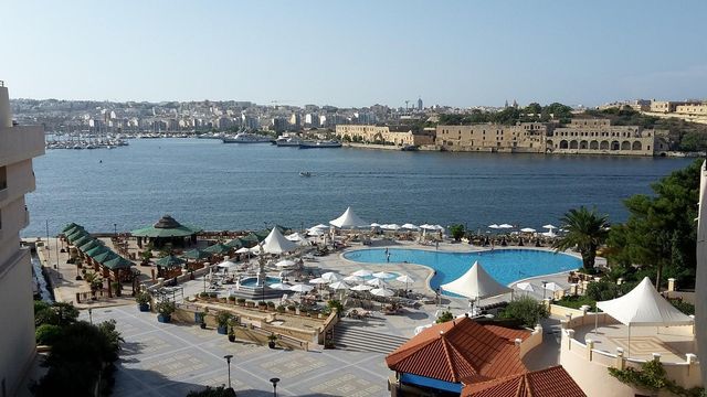 Enchanting Vibes of Valletta, Malta 🏰🌊