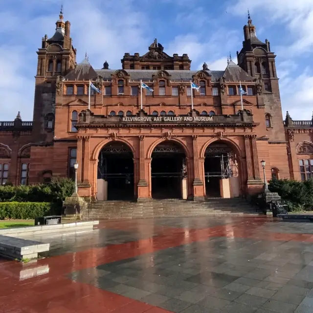 Kelvingrove museum Glasgow 