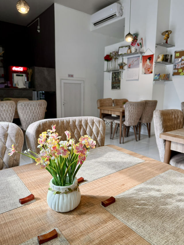 Spring in Dushanbe – A Cozy Lunch at Кафе Sapporo