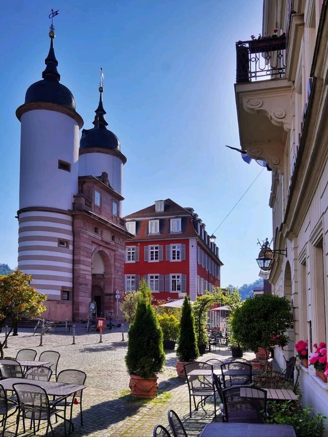 🏰 Heidelberg: A Romantic City of Castles, Scholars, and the Neckar River 🌿🇩🇪