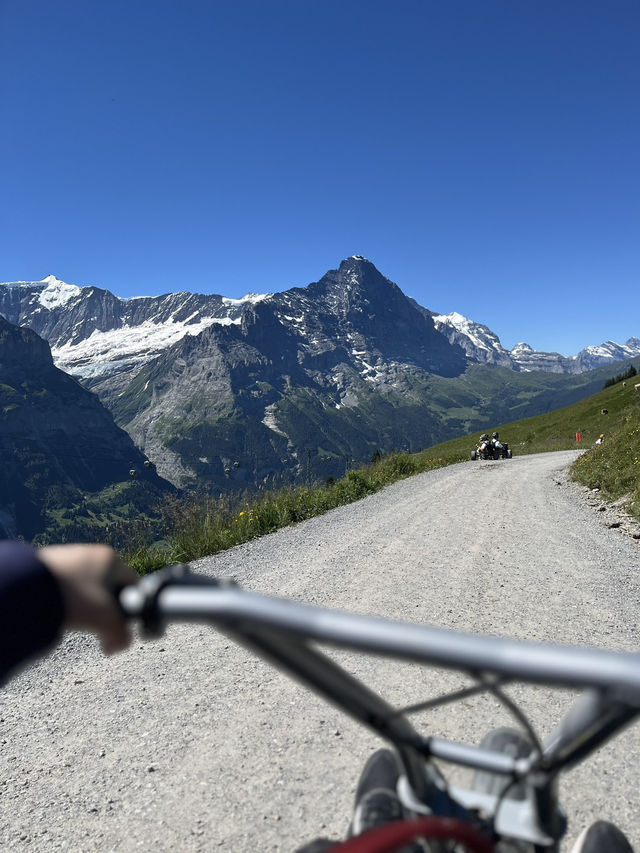 First 山 （first mountain)