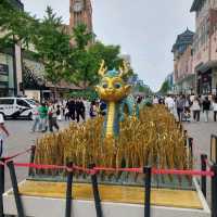 Puppets in the city