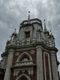  The Russian Versailles: A Walk Through Tsaritsyno  