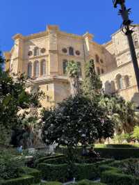 Málaga: Sun, Culture & Coastal Energy ☀️🏖️🏛️