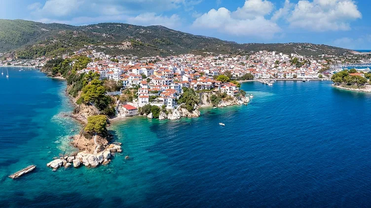 Skiathos — The Greek Island Town Where Pine Forests Meet the Sea and the Harbor Glows at Night