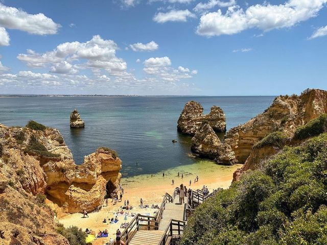 Awe-Inspiring Views on Clifftop Trails in Lagos, Portugal 🌊📷