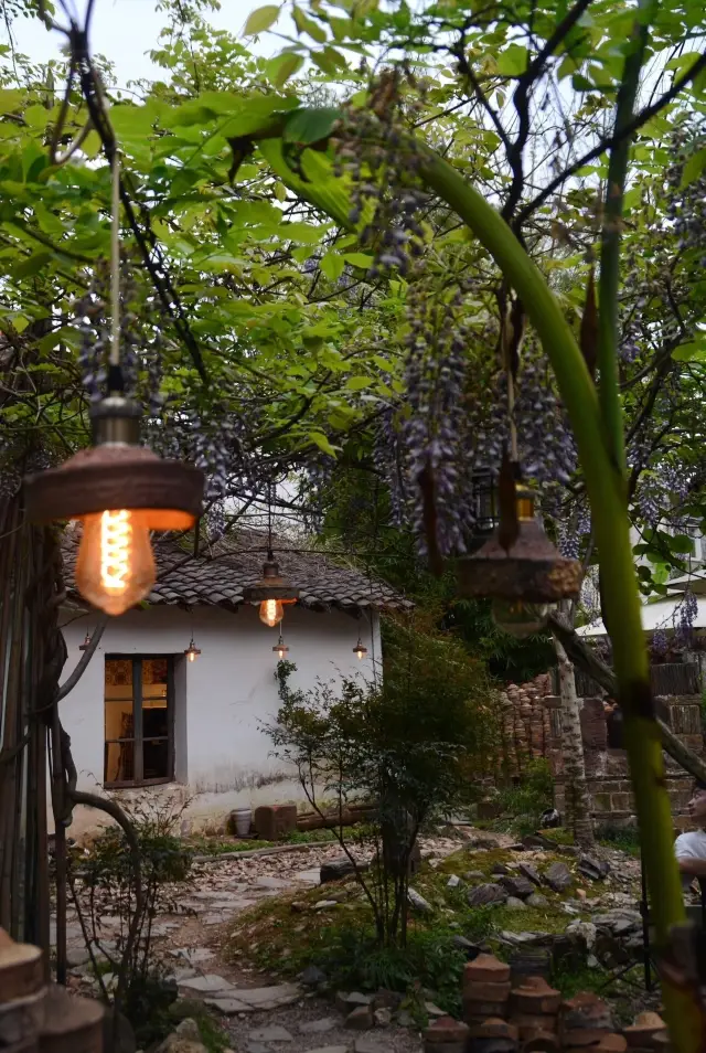 Exploring Jingdezhen, the Porcelain Capital: A Journey of Ceramic Culture and Ancient Town Charm