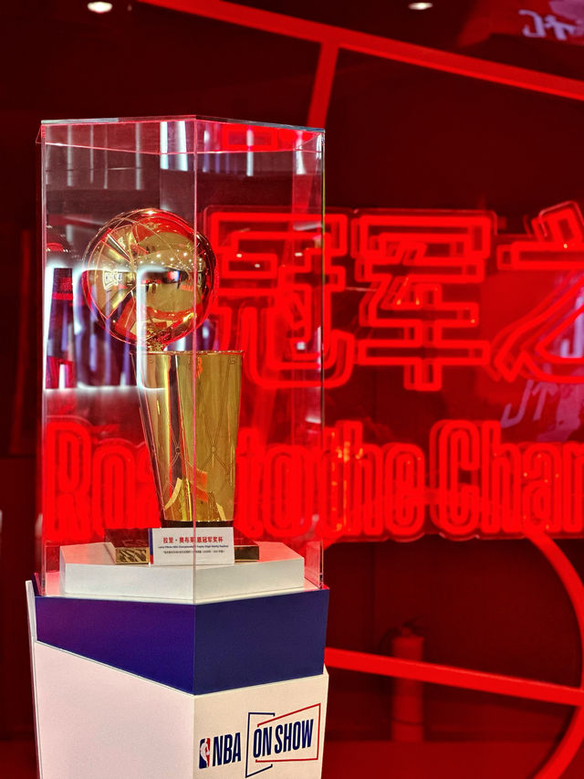 全球首發！上海NBA沉浸式光影秀劇場！