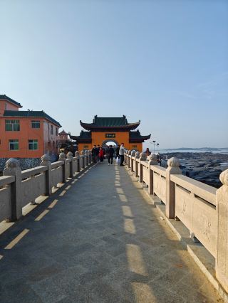 Sea and Sky Buddha Kingdom, Luojia Temple!
