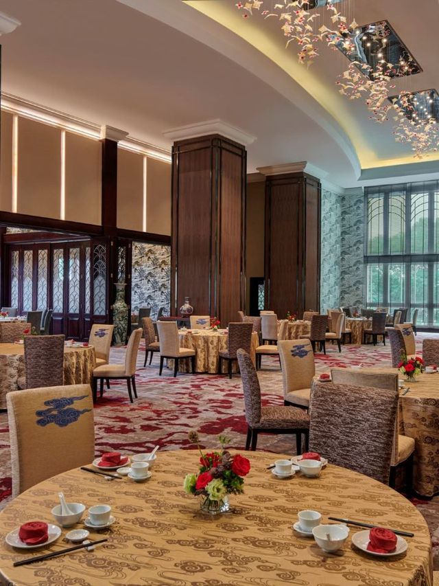 🌟 Luxe Getaway in Putrajaya: Marriott Magic! 🌟