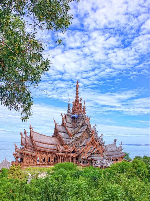 探秘泰國真理寺