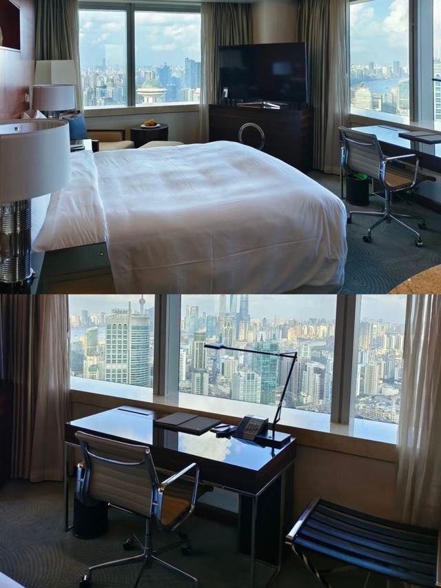 上海明天廣場JW萬豪酒店。