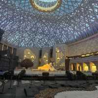 Exploring Niushoushan: Nature, History, and the Stunning Usnisa Palace!
