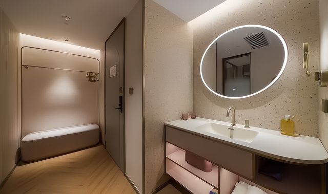 漫心酒店。