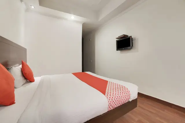 뉴델리의 가성비 좋은 선택|라지 호텔.