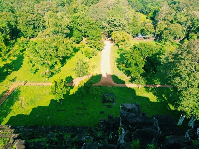 Prasat Prang: Cambodian Pyramid and Hidden Secrets