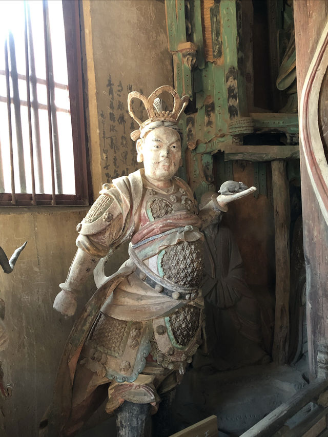 太原太山龍泉寺裏的時空交錯，便是西天！