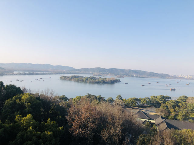西湖美景和雷峰塔