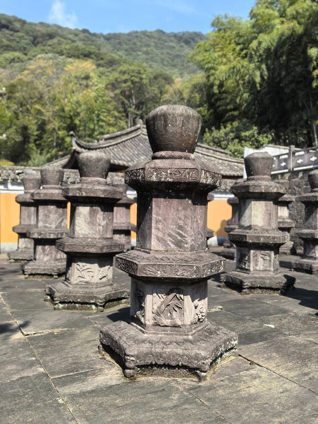 東谷塔林